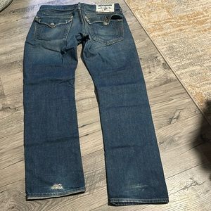 Good condition True religion jeans.